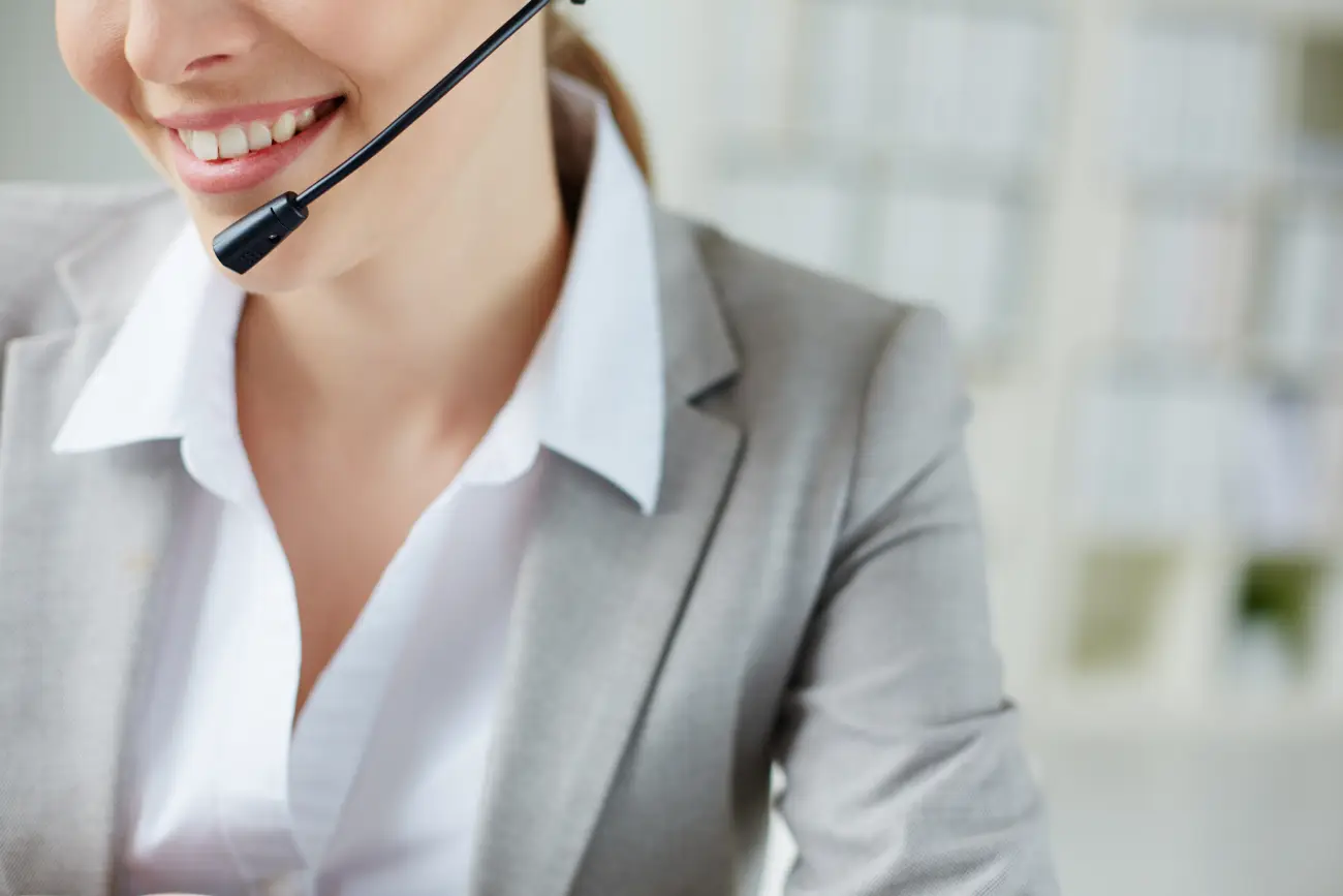 close-up-smiling-employee-image-unified-voice